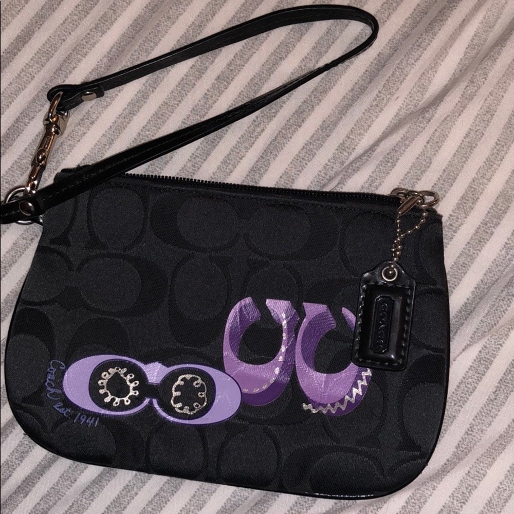 💜🖤Coach purple & black wristlet💜🖤